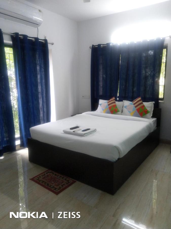 Galaxy House 2* Kolkata