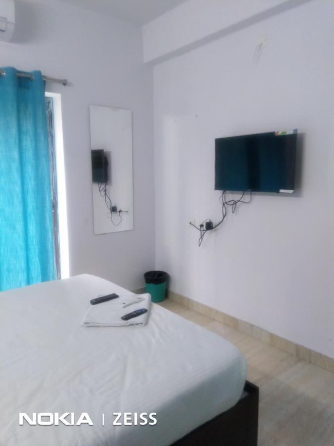Hotel Galaxy House